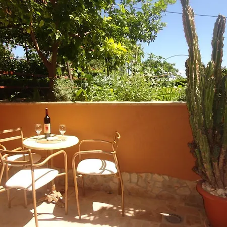 Apartments Kastela 公寓 *